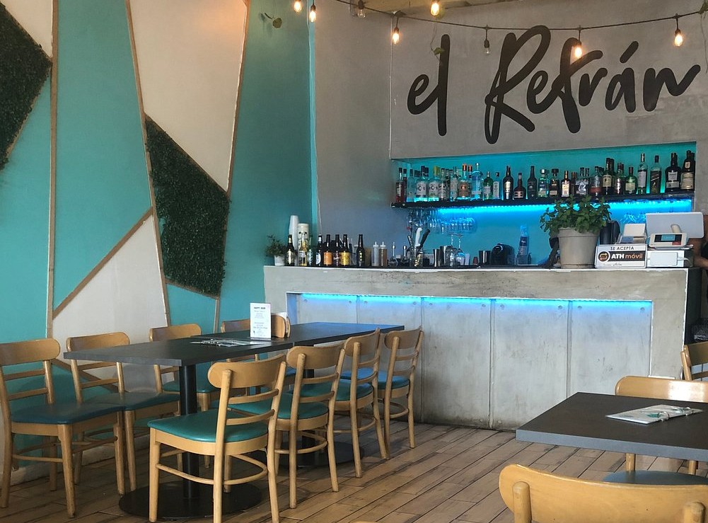 Condado Beach El Refran Puerto Rican Cuisine Interior