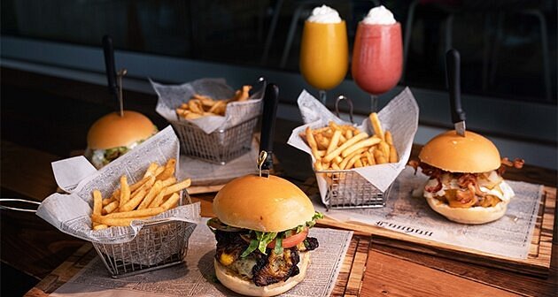 Condado Beach Pannes Burger Thursday Choose