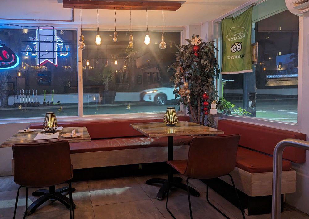 Condado Beach Waiters Gastro Bar Interior