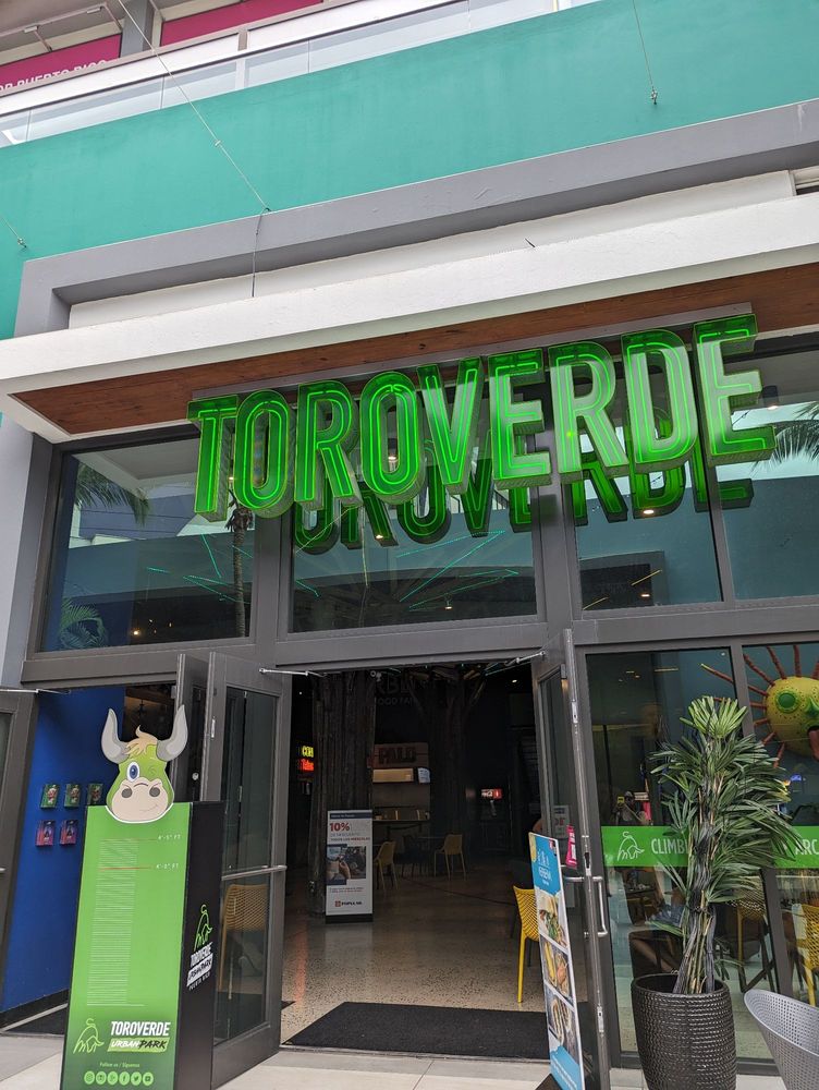 Distrito Tmobile Toroverde Adventure Climbing Attraction San Juan Escambron Beach Puerto Rico