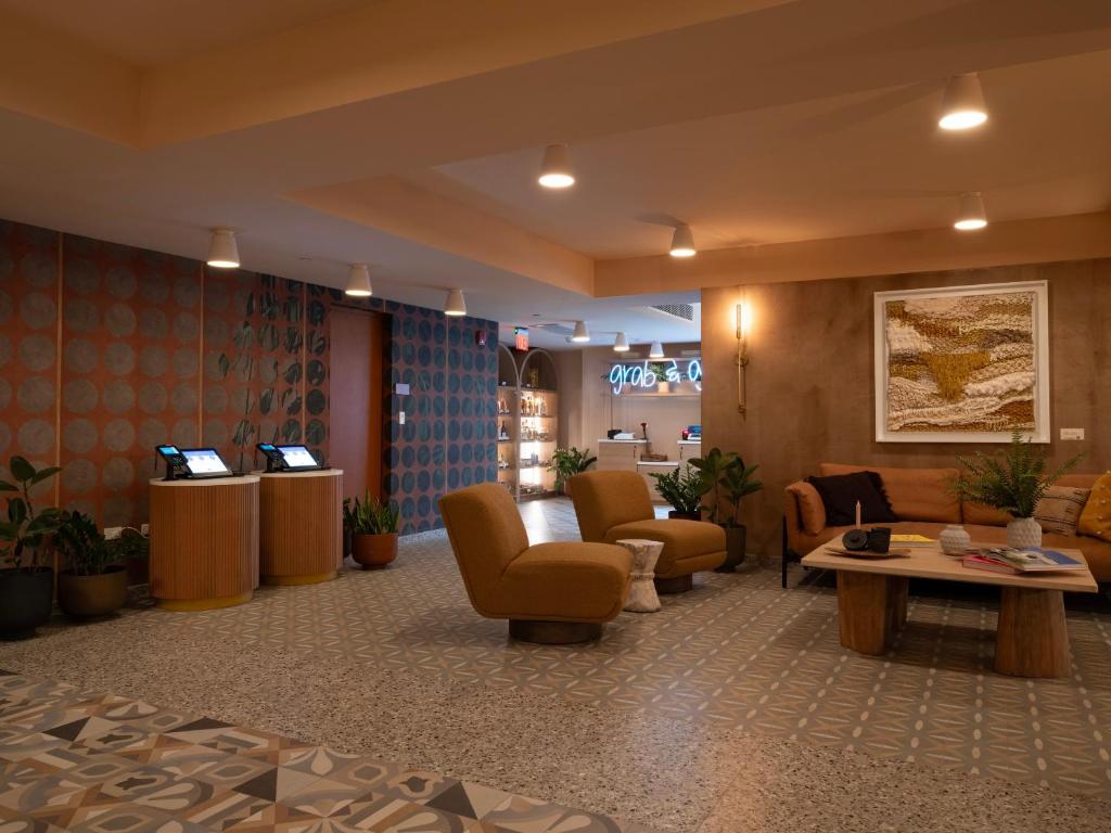 Condado Beach Hibird Hotel Checkin
