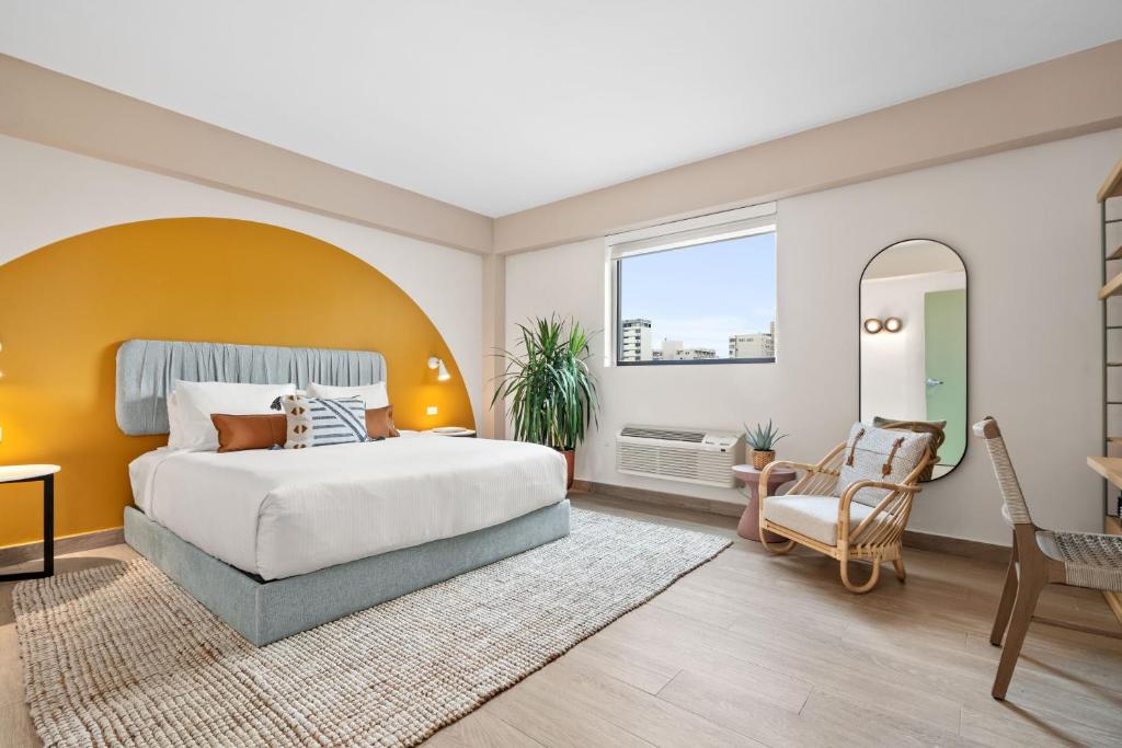 Condado Beach Hibird Hotel Room