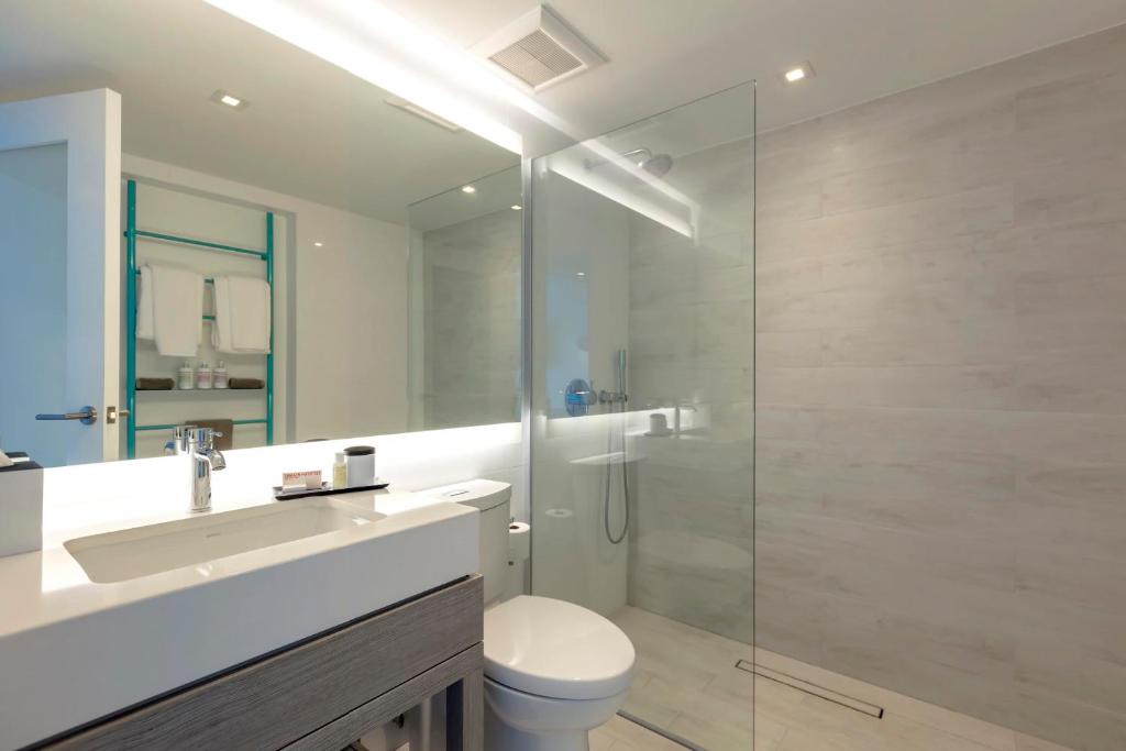 Condado Ocean Club Adults Only Escambron Beach San Juan Bathroom