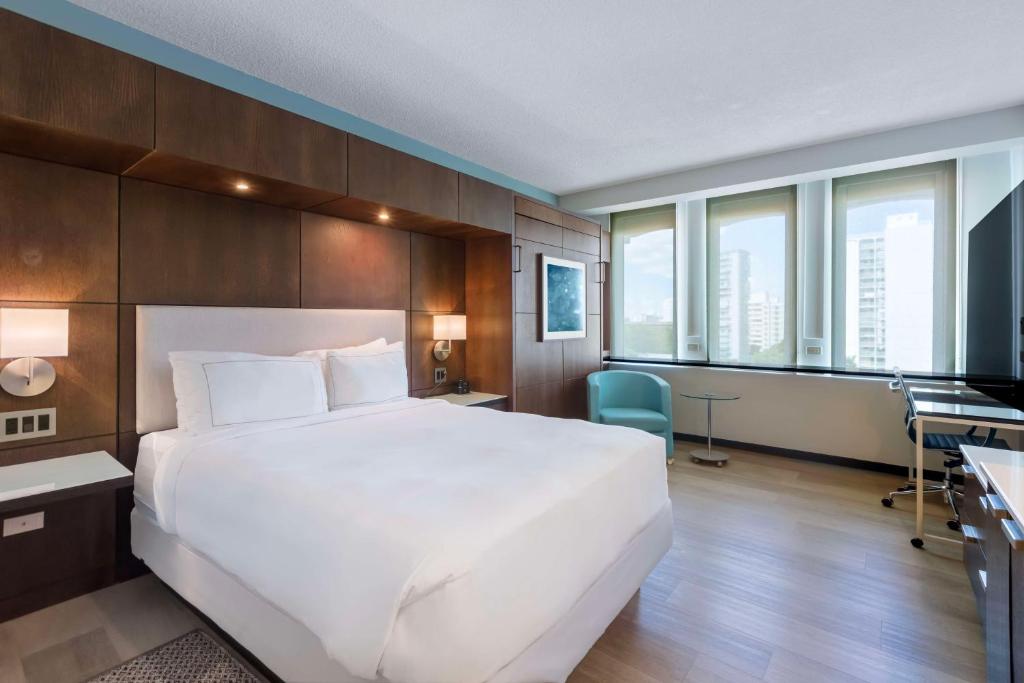 Double Tree Escambron Beach San Juan Room