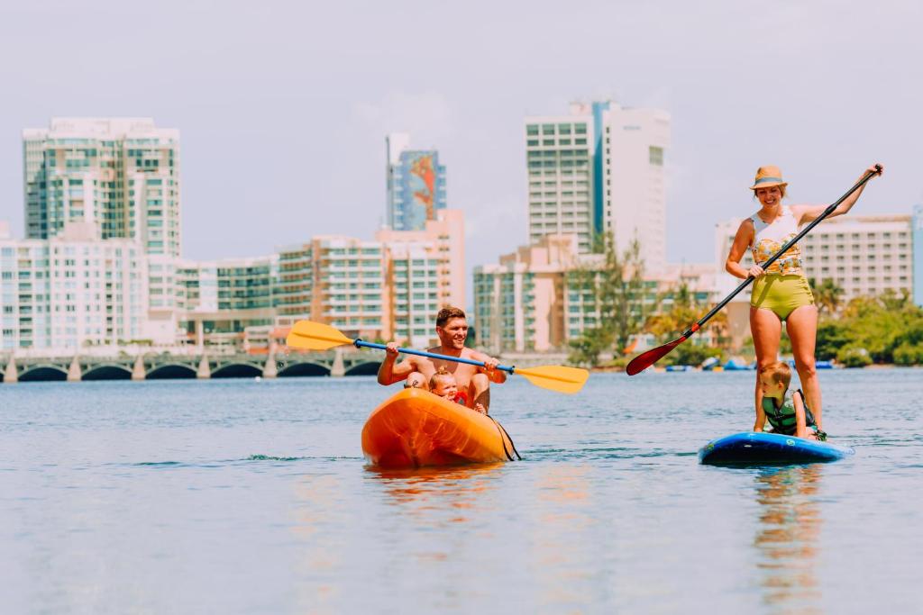 Hilton Garden Inn Escambron Beach San Juan Condado Paddleboard