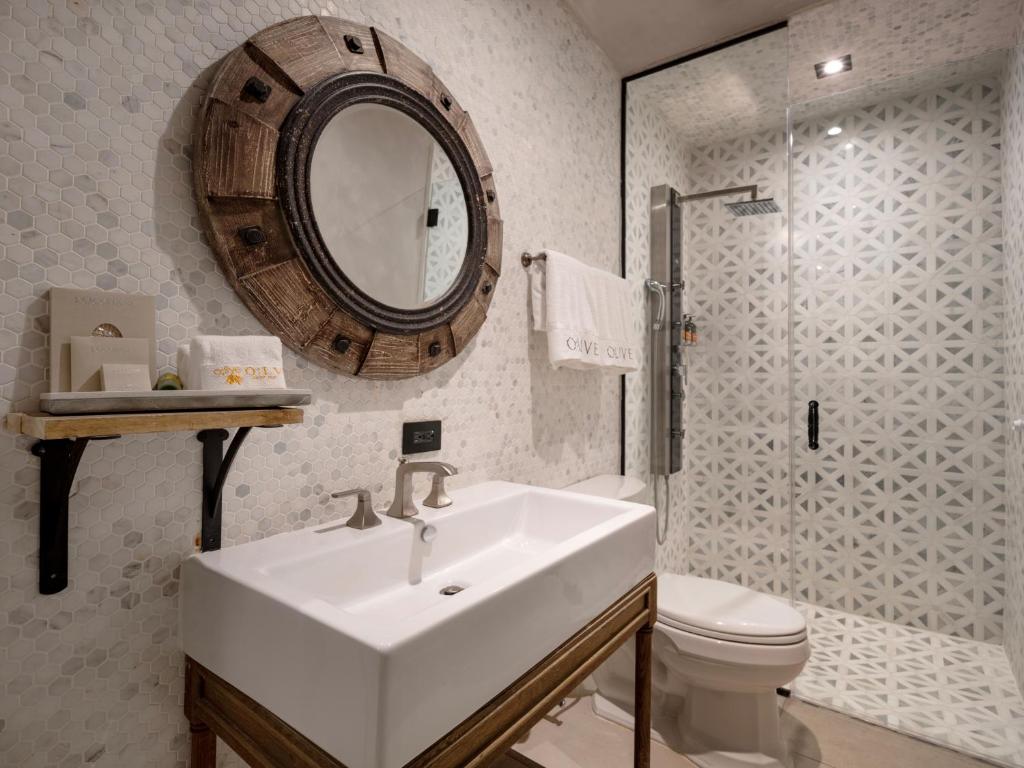 Olive Boutique Hotel Escambron Beach San Juan Bathroom